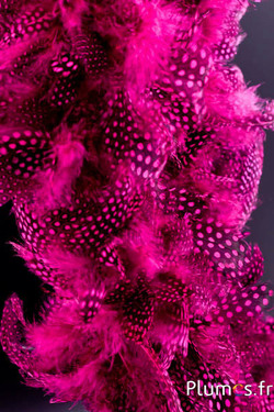 Boa en plumes de pintade - Ø 10-12 cm - fuchsia